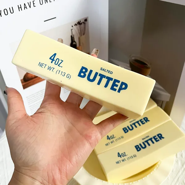 Small Color-Printed Butter Cheese Sticks image 3